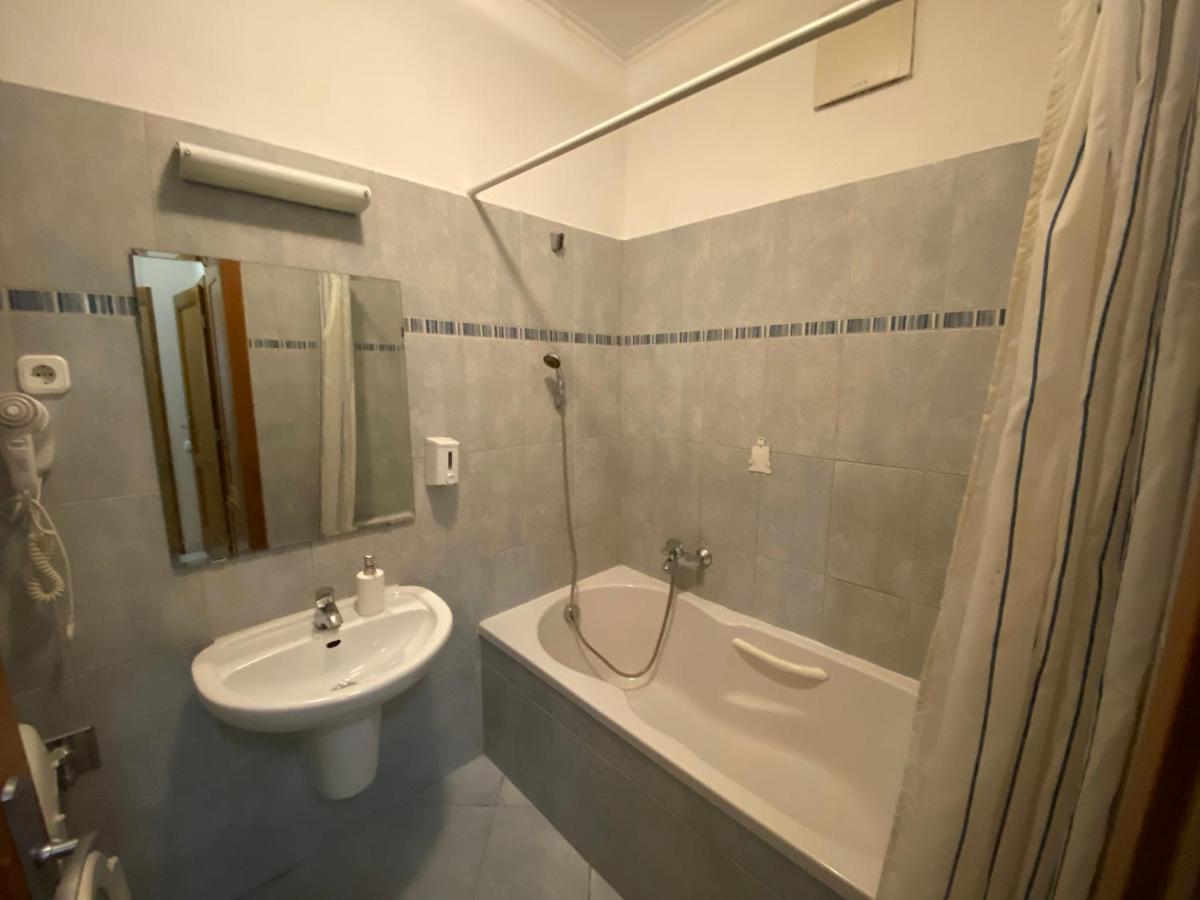 Gozsdu Apartment - Eszterhaz Budapest Ngoại thất bức ảnh